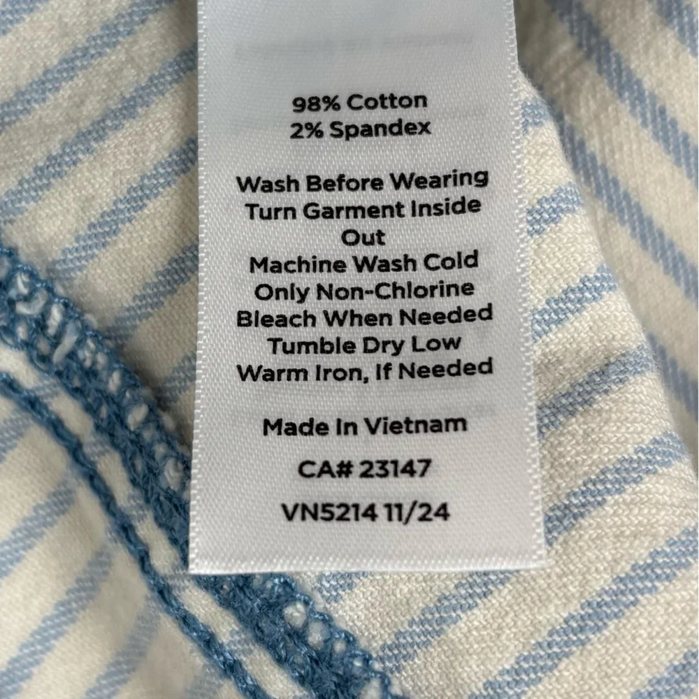 Talbots Jeans Womens 10 Petite Blue White Stripe Wide‎ Leg Crop Jean Fray Hem - Picture 8 of 9